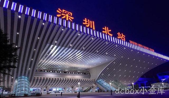 深圳北站物业定制dcbox小金库防滑标线贴用于出租车通道口